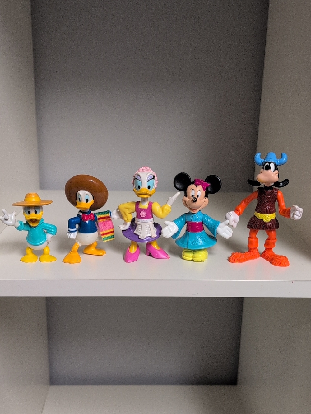 Vintage Disney Mickey Mouse And Friends Mini Figures Set Of 5